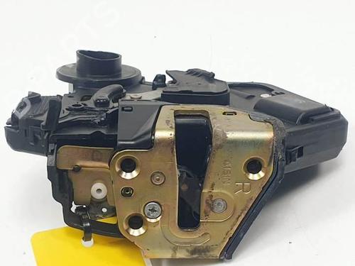Used Rear right lock TOYOTA COROLLA (_E12_) 2.0 D-4D (CDE120R, CDE120L_) (110 hp) 18115780