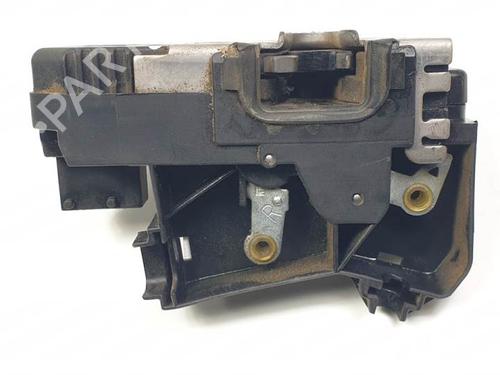 Front right lock OPEL VIVARO A Van (X83) 1.9 DTI (F7) | BP11383393C97 