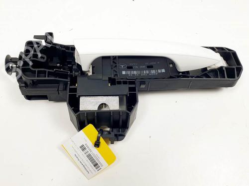 front-right-exterior-door-handle-mercedes-benz-c-class-w204-2007-2008-2009-2010-2011-2012-2013-2014-2015-25144122 main image