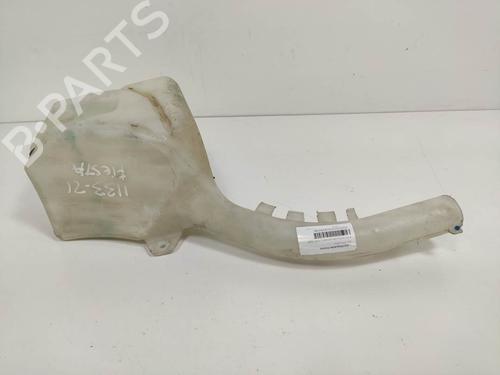 Used Windscreen washer tank Windscreen washer tank 8685205 8685205