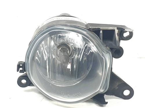 left-front-fog-light-audi-a4-b5-8d2-1994-1995-1996-1997-1998-1999-2000-2001-39745698 main image