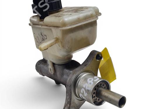 Used Brake master cylinder Brake master cylinder 37484285 37484285