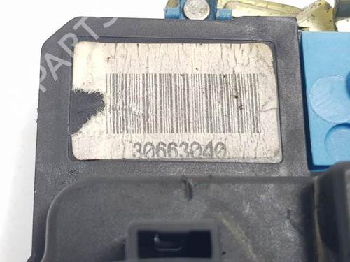 Front left lock VOLVO XC70 I Cross Country (295) D5 XC AWD | BP25403636C98 