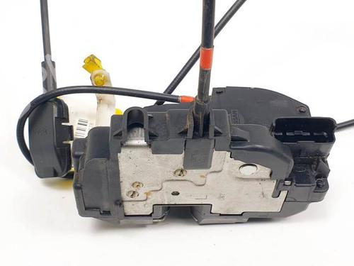 Used Front left lock NISSAN NOTE (E11, NE11) 1.5 dCi (86 hp) 16261257