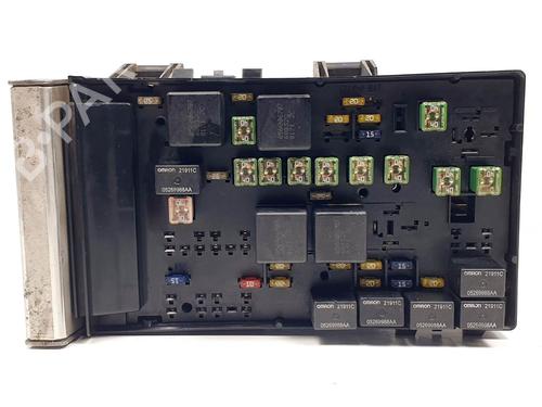 Used Fuse box Fuse box CHRYSLER VOYAGER IV (RG, RS) 2.5 CRD (141 hp) 25138613 25138613