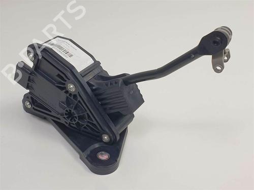 Pedal Pedal HONDA CIVIC VIII Hatchback (FN, FK) 1.4 (FK1, FN4) (100 hp) 10632735 10632735