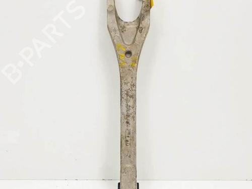 Venstre bagtil bærearm SEAT LEON (5F1) [2012-2021]  17588547