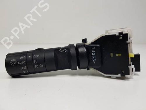 Used Headlight switch NISSAN QASHQAI / QASHQAI +2 I (J10, NJ10, JJ10E) 1.5 dCi (106 hp) 11751569