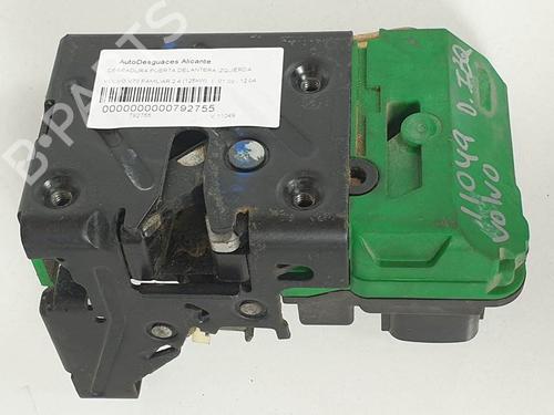 Used Front left lock Front left lock VOLVO V70 II (285) 2.4 (170 hp) 12376124 12376124