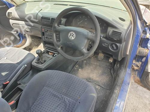 Right front indicator VW PASSAT B5.5 (3B3) 1.9 TDI | BP12394747C33 - Image 5