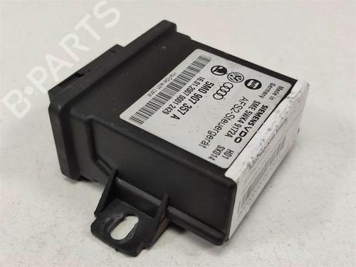 Used Lights ECU Lights ECU MERCEDES-BENZ C-CLASS (W202) C 220 D (202.121) (95 hp) 9817271 9817271