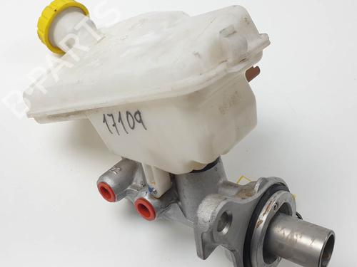 brake-master-cylinder-citroen-c4-cactus-2014-24499666 main image