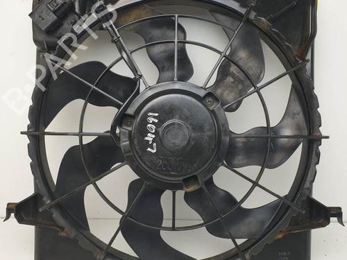 Used Radiator fan HYUNDAI i30 (FD) 1.6 CRDi (90 hp) 24930849