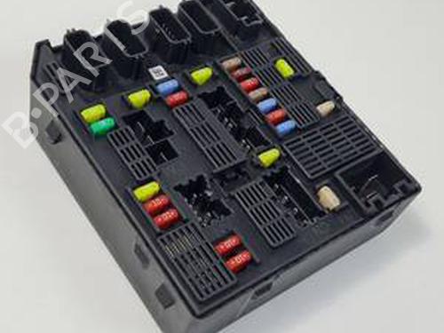 Used Fuse box RENAULT SCÉNIC III (JZ0/1_) 2.0 dCi (JZ0Y, JZ26) (150 hp) 30450722