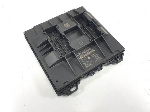 Zekeringkast SEAT IBIZA IV (6J5, 6P1) 1.4 (85 hp) 28508231