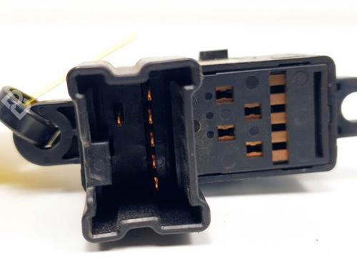 Right rear window switch NISSAN NAVARA NP300 (D40) 2.5 dCi 4WD (D40TT, D40T, D40M, D40BB) | BP16180003I28 