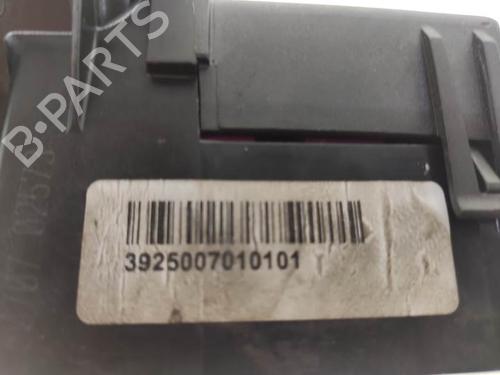 Fuse box VW GOLF V Variant (1K5) 2.0 TDI | BP9855493E1 