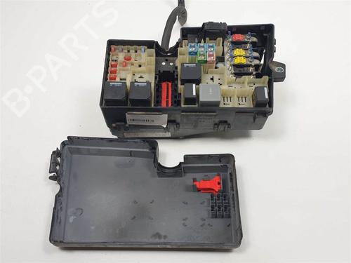 Used Fuse box Fuse box FORD FOCUS II (DA_, HCP, DP) 1.6 (100 hp) 9652884 9652884
