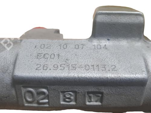 Brake master cylinder FORD MAVERICK 3.0 V6 24V | BP37257693M77 - Image 3