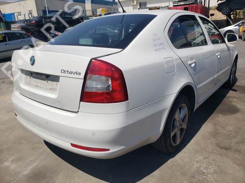 Venstre foran invendig håndtak SKODA OCTAVIA II (1Z3) 1.6 TDI | BP26030196I13 