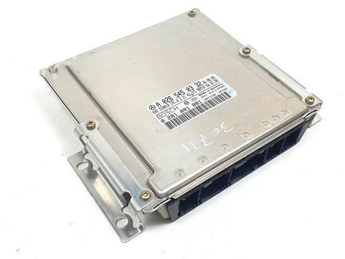 Engine control unit (ECU) MERCEDES-BENZ C-CLASS (W202) C 220 CDI (202.133) | BP28060663M57 