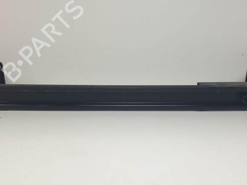 Used Front bumper reinforcement Front bumper reinforcement 24933417 24933417