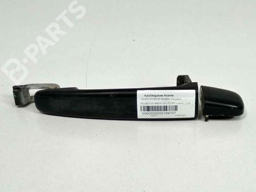 Used Rear left exterior door handle Rear left exterior door handle PEUGEOT 307 Break (3E) 2.0 HDI 90 (90 hp) 7275374 7275374