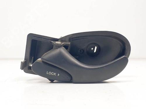 Venstre bak invendig håndtak FORD FOCUS I Turnier (DNW) 1.8 TDCi (100 hp) 13512433