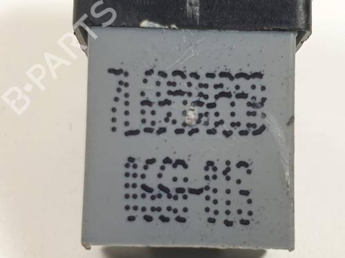 Fensterheberschalter rechts hinten VW GOLF V Variant (1K5) 1.9 TDI | BP30049822I28 