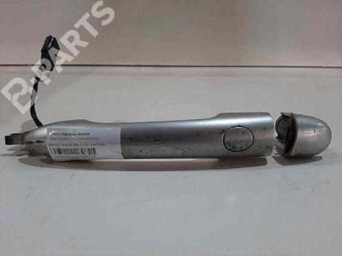 Used Rear right exterior door handle Rear right exterior door handle RENAULT MEGANE II Saloon (LM0/1_) 1.9 dCi (LM0G, LM1G, LM2C) (120 hp) 6862737 6862737