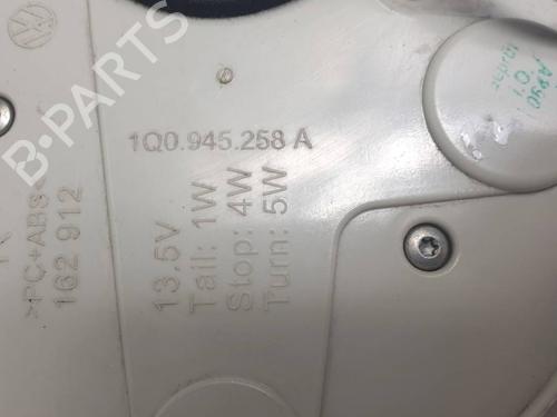 Right taillight VW EOS (1F7, 1F8) 2.0 TDI 16V | BP37756279C35 - Image 4
