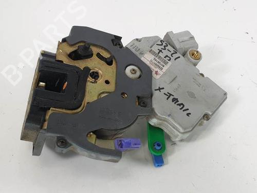 Used Rear right lock NISSAN X-TRAIL I (T30) 2.2 DCi FWD (114 hp) 6931273