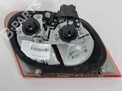 Left tailgate light MERCEDES-BENZ E-CLASS (W210) E 240 (210.061) | BP7047437C79  - Image 5