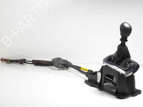 Used Gear lever Gear lever RENAULT MEGANE III Hatchback (BZ0/1_, B3_) 1.5 dCi (BZ09, BZ0D, BZ1W, BZ29, BZ14) (110 hp) 28367484 28367484