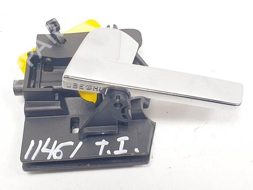 Used Rear left interior door handle VW PHAETON (3D1, 3D2, 3D3, 3D4, 3D6, 3D7, 3D8, 3D9) 3.2 V6 4motion (241 hp) 12392554