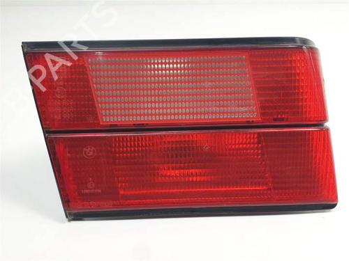 Used Left tailgate light BMW 5 (E34) 518 i (113 hp) 10559925