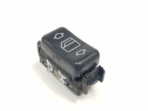 Used Left front window switch Left front window switch MERCEDES-BENZ E-CLASS (W124) E 220 (124.022) (150 hp) 17362119 17362119