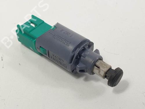 Used Switch Switch RENAULT GRAND SCÉNIC III (JZ0/1_) 1.4 16V (JZ0F) (131 hp) 13372907 13372907