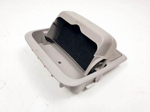 Interior roof light MITSUBISHI GRANDIS (NA_W) 2.4 MIVEC (NA4W) | BP16474861I8 