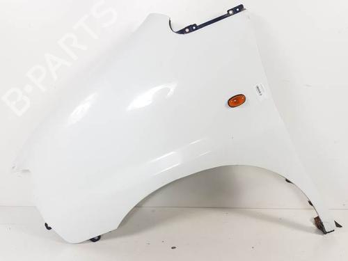 Used Left front fenders HYUNDAI H-1 / STAREX Bus (A1) 2.5 TD 4WD (99 hp) 8535434