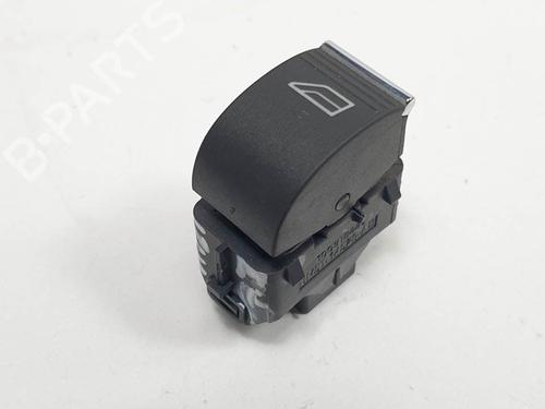 Used Right rear window switch Right rear window switch FORD KUGA II (DM2) 2.0 TDCi 4x4 (140 hp) 12377786 12377786