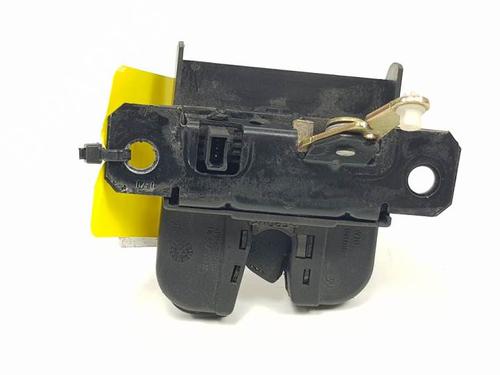Tailgate lock VW GOLF IV (1J1) 1.6 16V | BP15686171C101 