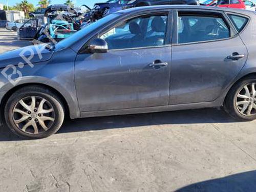 Injection rail HYUNDAI i30 Estate (FD) 1.6 CRDi | BP30896433M98