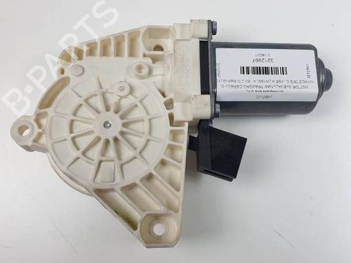 Used Right rear window motor MERCEDES-BENZ A-CLASS (W169) A 180 CDI (169.007, 169.307) (109 hp) 28688793