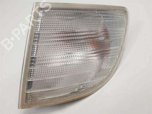 Used Left front indicator Left front indicator MERCEDES-BENZ V-CLASS (638/2) V 230 (638.234, 638.294) (143 hp) 10567942 10567942