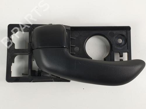 Venstre foran invendig håndtak HYUNDAI i10 I (PA) 1.1 (67 hp) 6841753