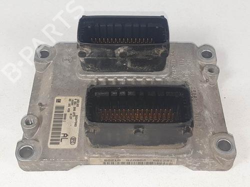 Used Engine control unit (ECU) Engine control unit (ECU) OPEL AGILA A (H00) 1.2 16V (F68) (75 hp) 13699946 13699946