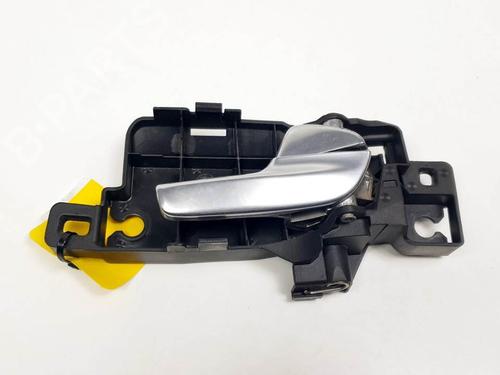 Used Front right interior door handle Front right interior door handle FORD MONDEO IV Turnier (BA7) 2.0 TDCi (140 hp) 16646401 16646401