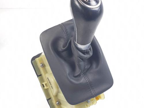 Used Gear lever Gear lever MERCEDES-BENZ C-CLASS (W204) C 350 CDI (204.023) (265 hp) 24340260 24340260