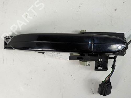 Used Front right exterior door handle Front right exterior door handle 6844819 6844819